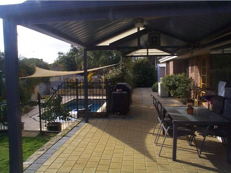 24 Dean Road, Bateman WA 6150