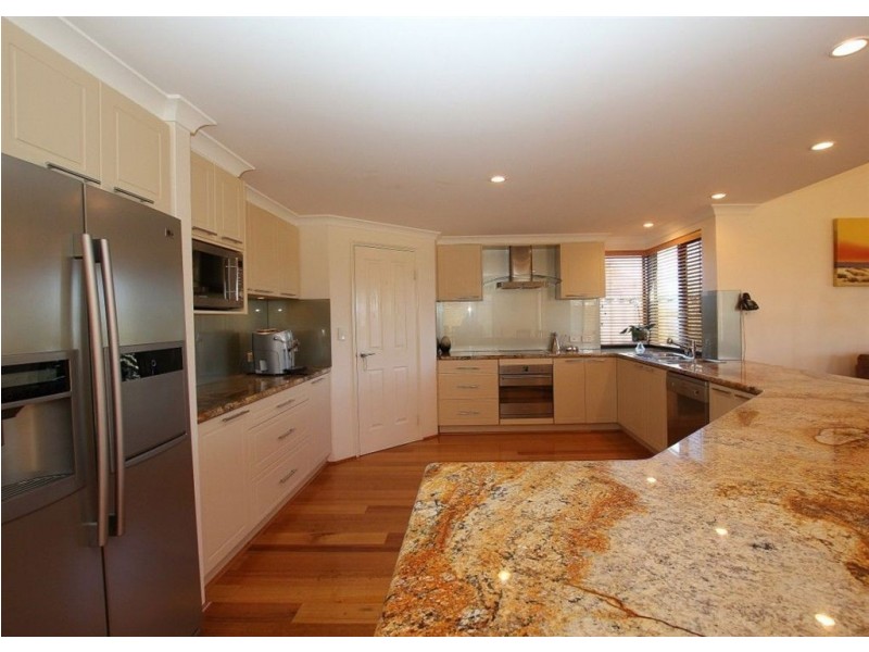 3 Morialta View, Aubin Grove WA 6164