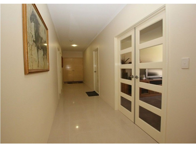 115 Aurora Drive, Atwell WA 6164