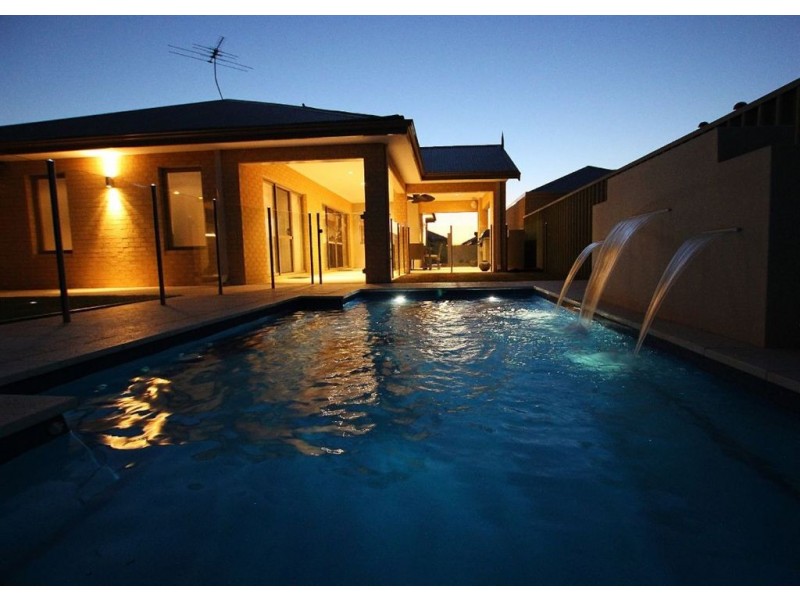 9 Cleland Court, Aubin Grove WA 6164