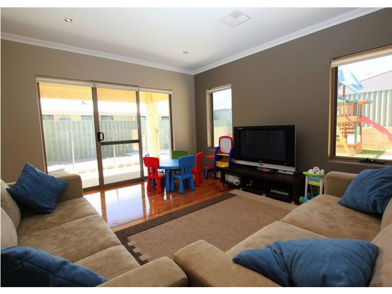 9 Cleland Court, Aubin Grove WA 6164