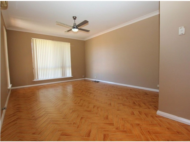 16 Collins Road, Willetton WA 6155