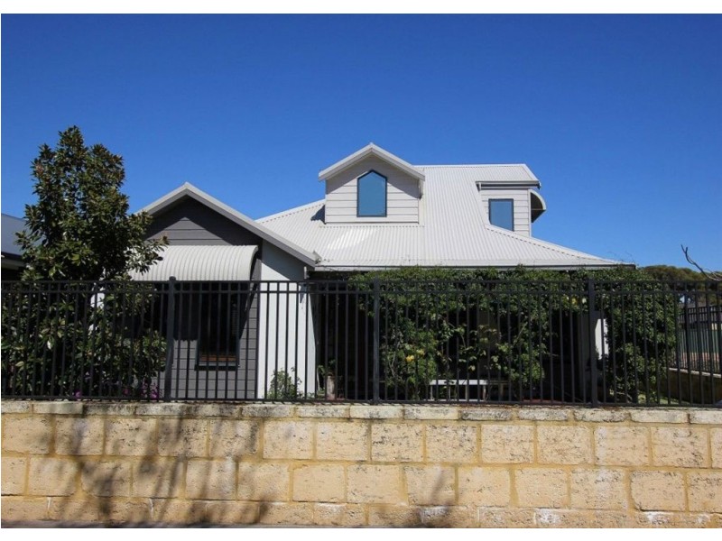 31 Paperbark Lane, Atwell WA 6164