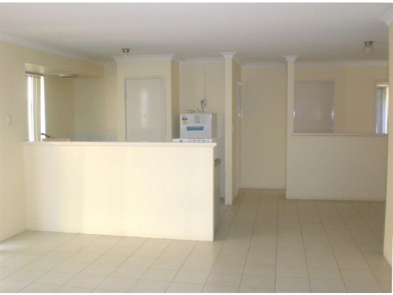 2/25 James Street, Cannington WA 6107