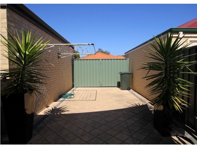 37 Paperbark Lane, Atwell WA 6164