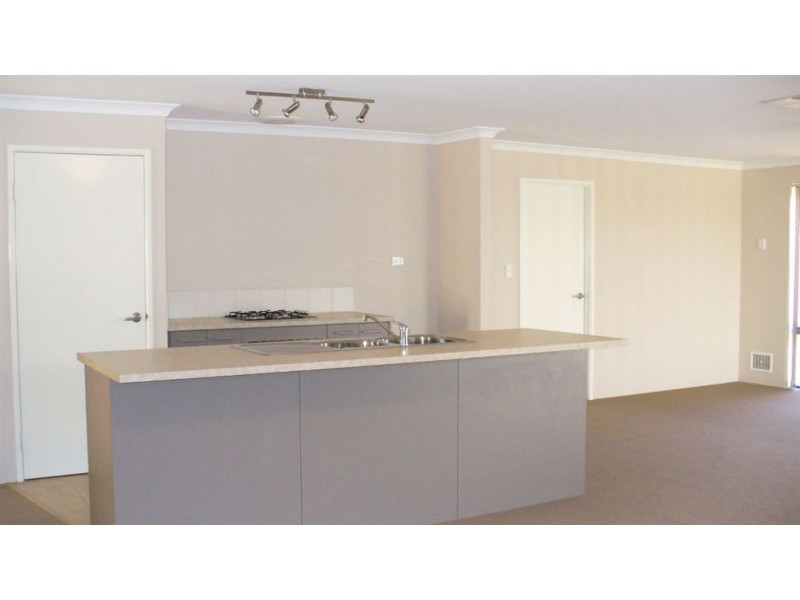 69 Stortford Road, Southern River WA 6110