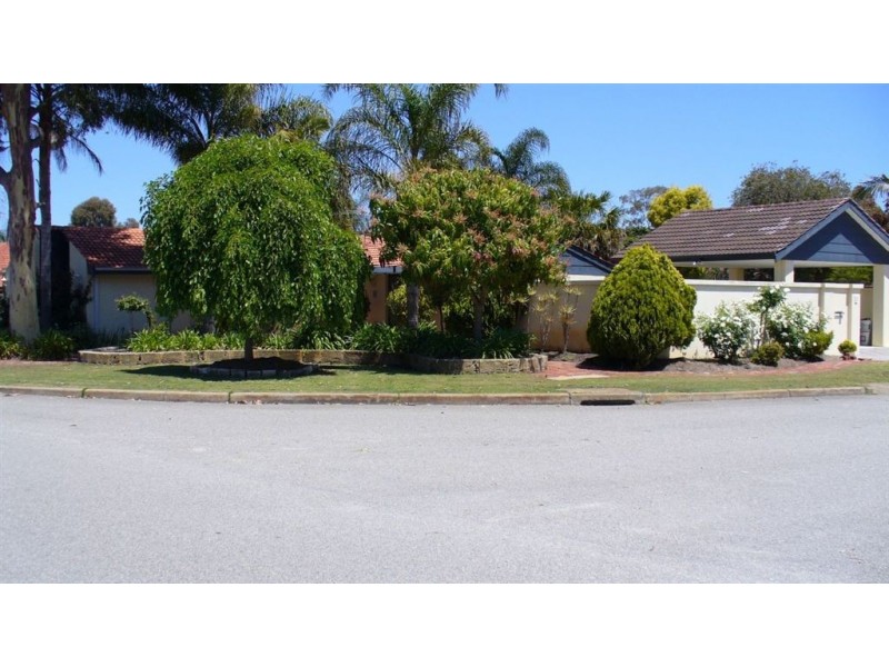 2 Nigel Court, Leeming WA 6149