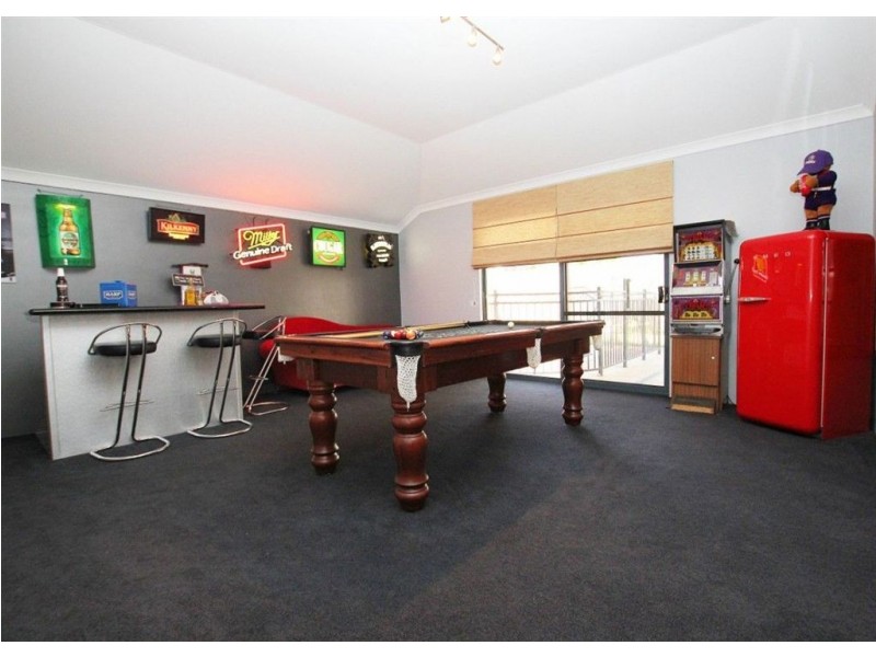 4 Windchime Terrace, Atwell WA 6164