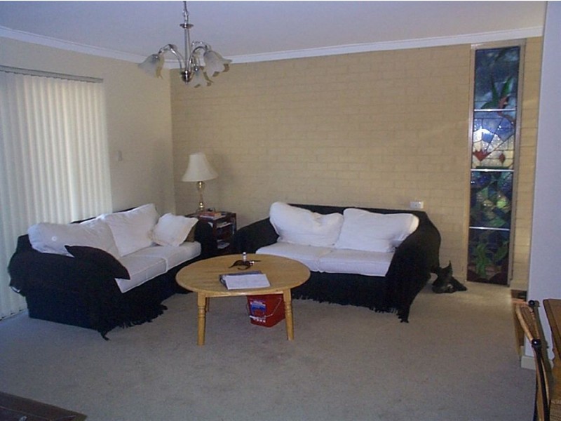 17 Leichhardt Street, Bull Creek WA 6149