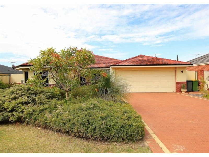 37 Sciano Avenue, Success WA 6164