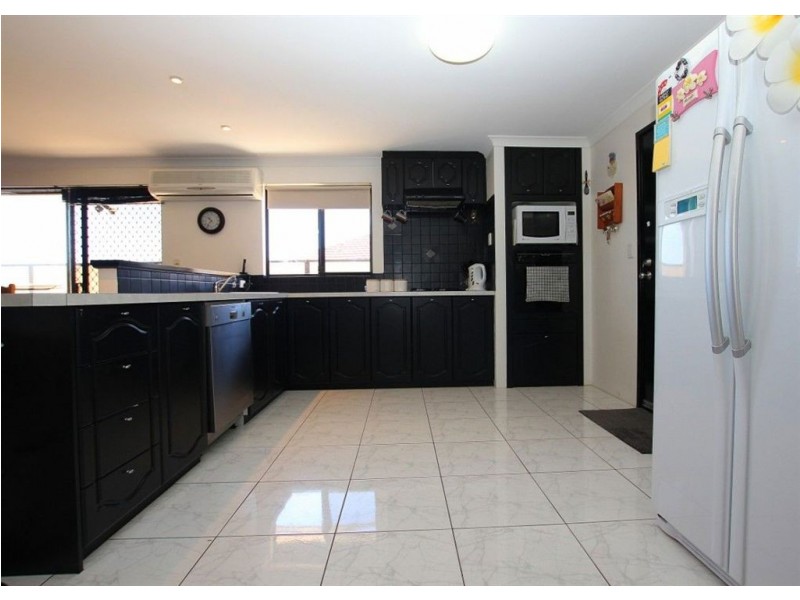 28 Marraboor Place, Success WA 6164