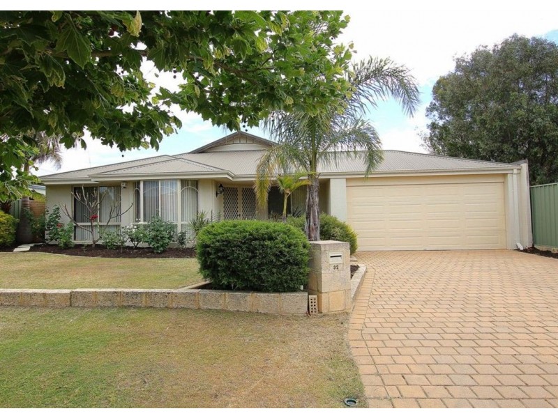 32 Folland Parade, Atwell WA 6164