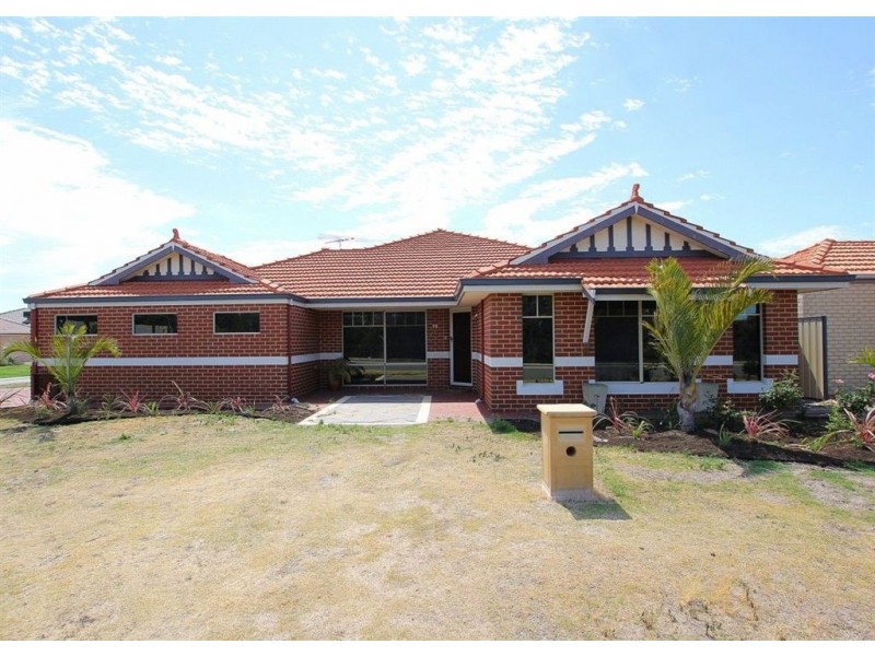 29 Montgomery Drive, Success WA 6164