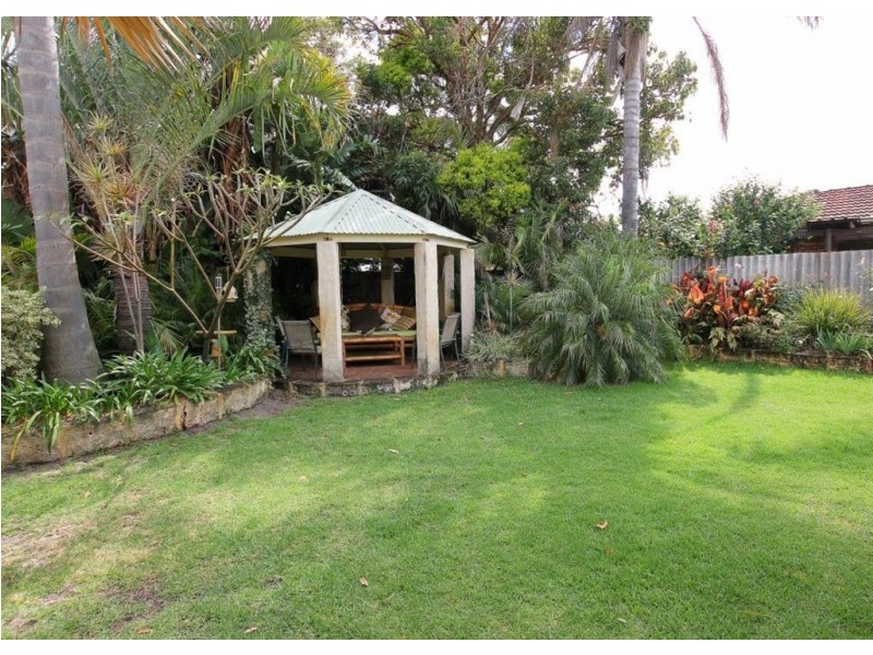 2 Fife Court, Willetton WA 6155