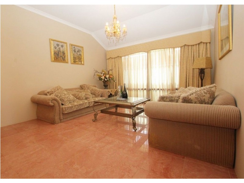 39 Blue Mountain Circuit, Aubin Grove WA 6164