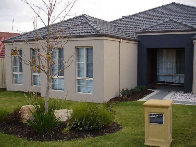 30 The Lakes Boulevard, Jandakot WA 6164