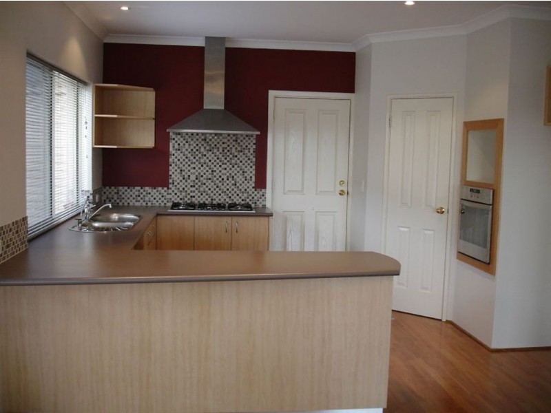 30 The Lakes Boulevard, Jandakot WA 6164