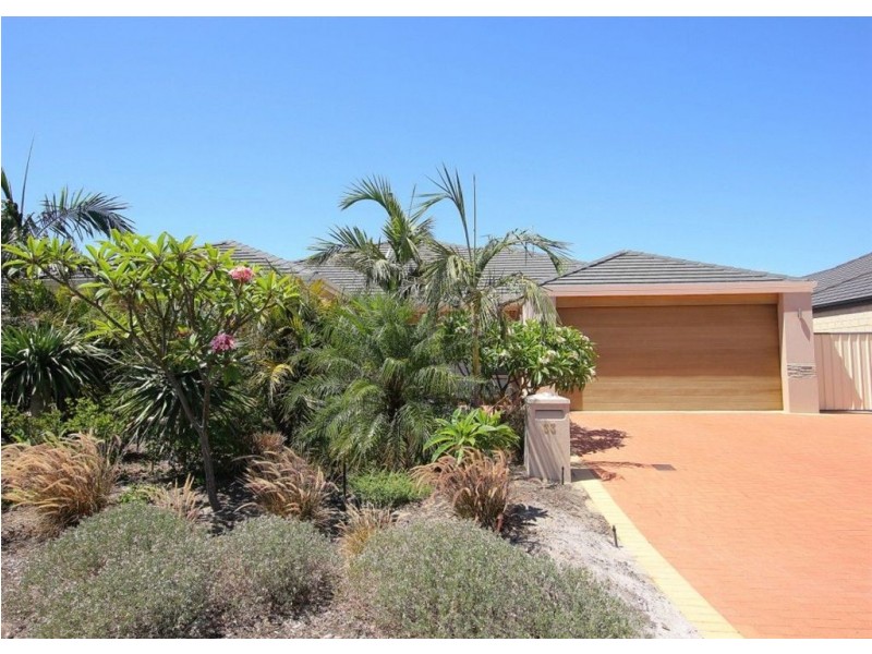 33 Beaumont Parkway, Success WA 6164