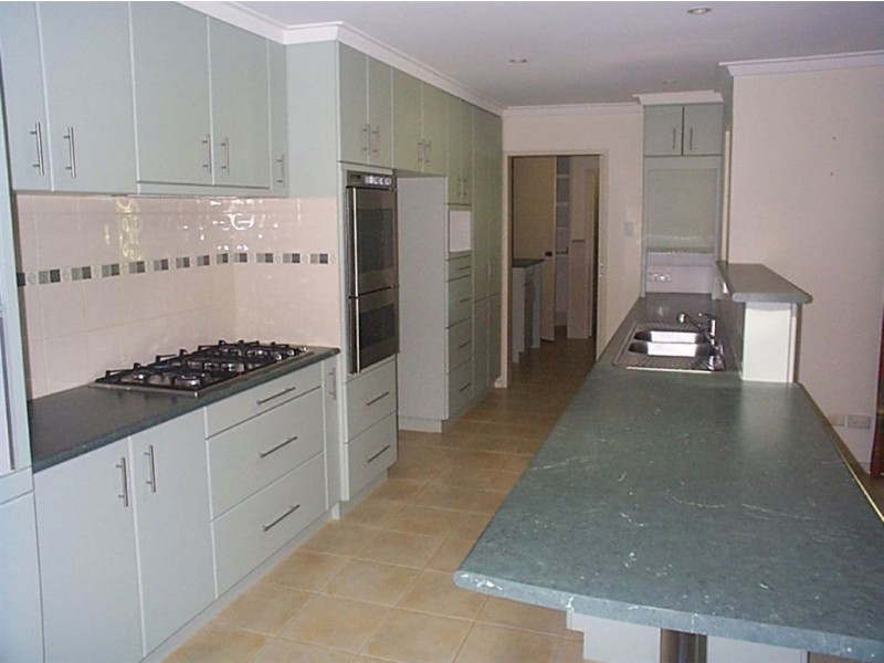 2 Nicholls Crescent, Bull Creek WA 6149