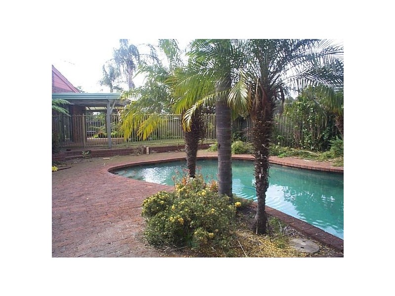 8 Reilly Court, Leeming WA 6149