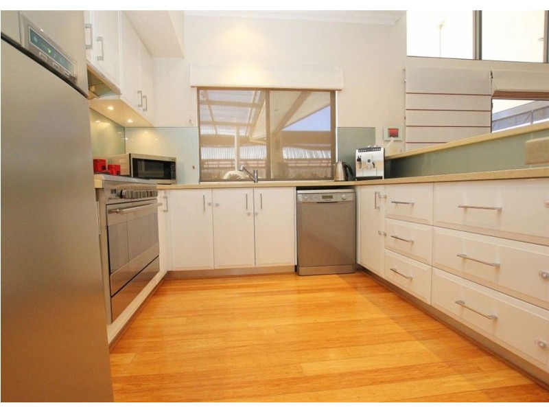 6 Rutherford Entrance, Success WA 6164