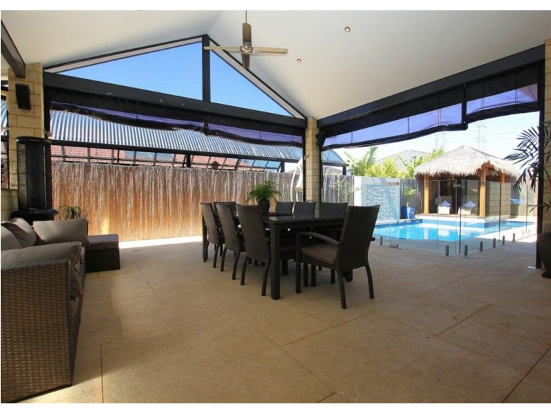 6 Rutherford Entrance, Success WA 6164