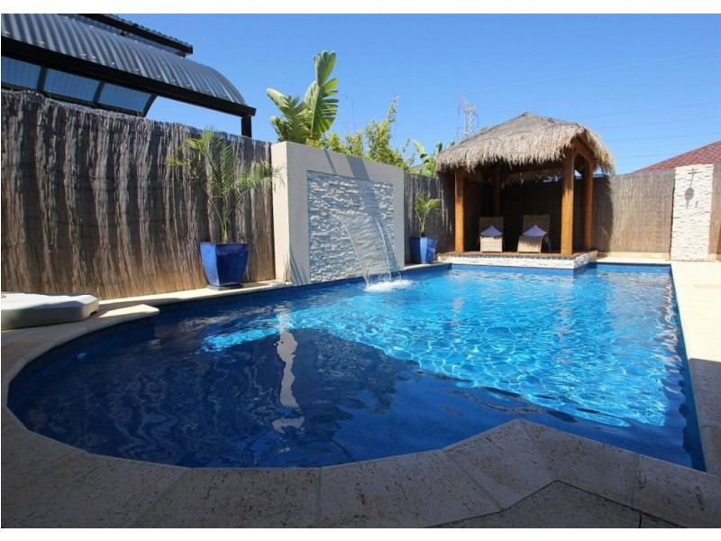 6 Rutherford Entrance, Success WA 6164