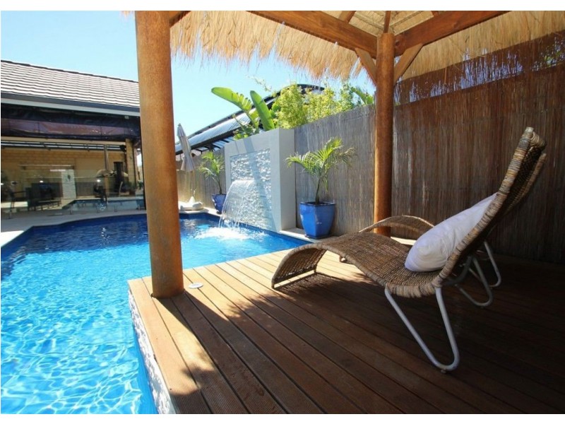 6 Rutherford Entrance, Success WA 6164