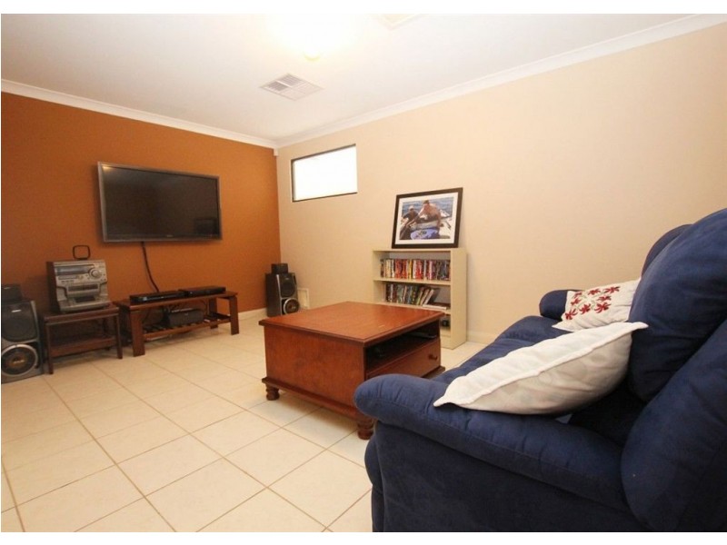 15 Georgia Way, Success WA 6164