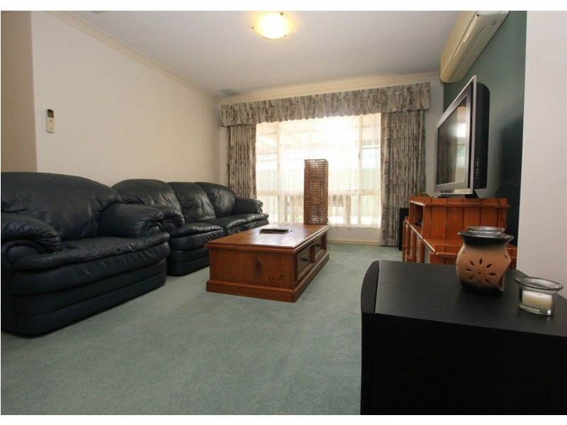 130 Brenchley Drive, Atwell WA 6164