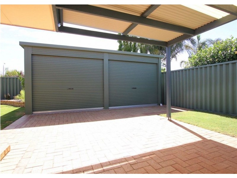 130 Brenchley Drive, Atwell WA 6164