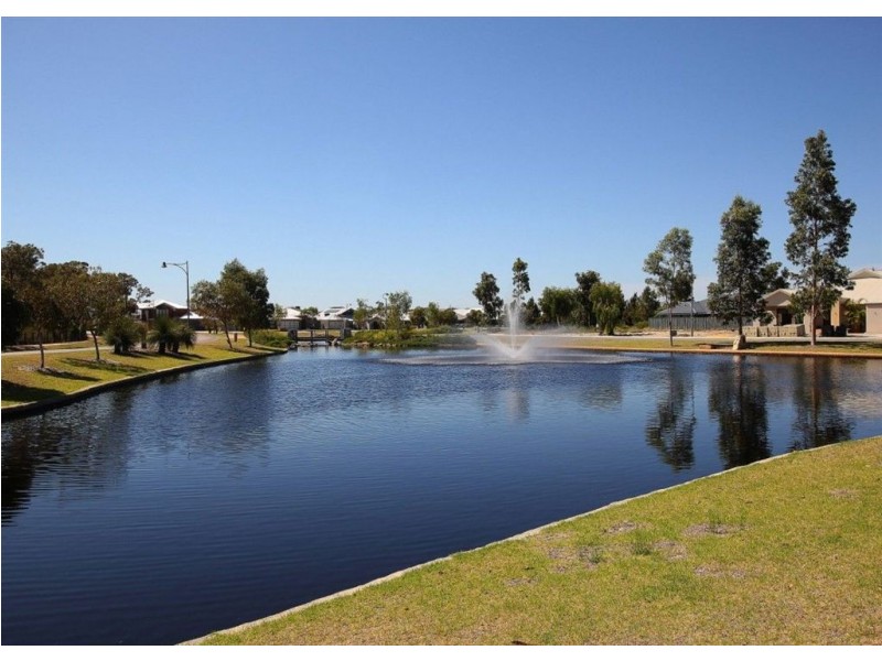 10 Cape Le Grand Avenue, Aubin Grove WA 6164