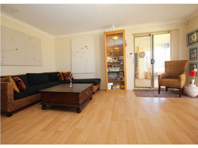 325 Wentworth Parade, Success WA 6164