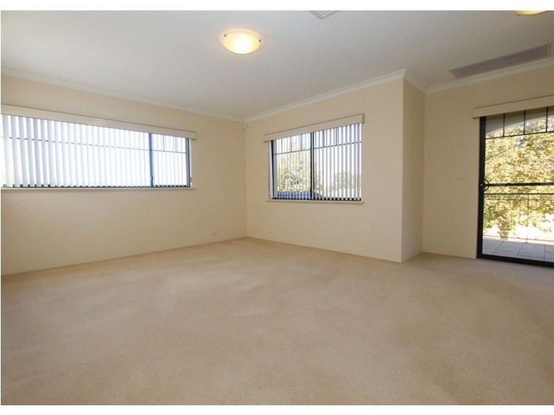 128 Glen Iris Drive, Jandakot WA 6164