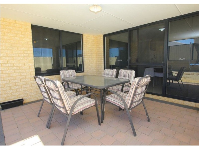 418 Wentworth Parade, Success WA 6164