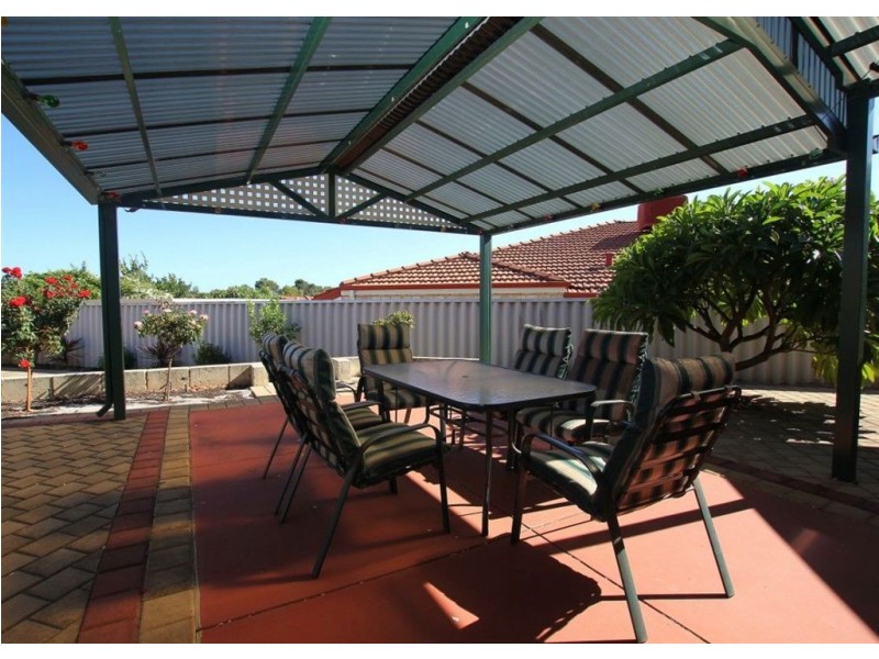 13 Manitoba Place, Success WA 6164