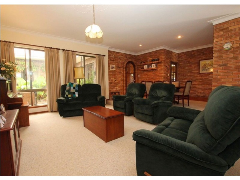 3 Salvia Court, Riverton WA 6148