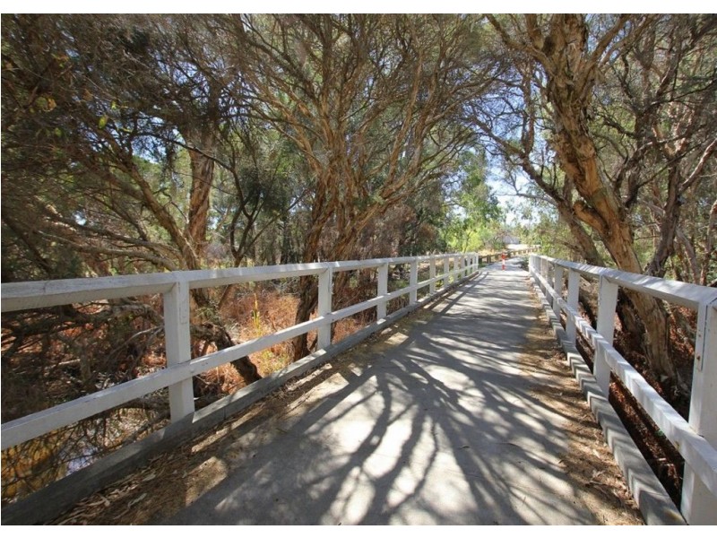 3 Salvia Court, Riverton WA 6148