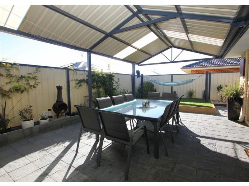 38 Roper Boulevard, Hammond Park WA 6164