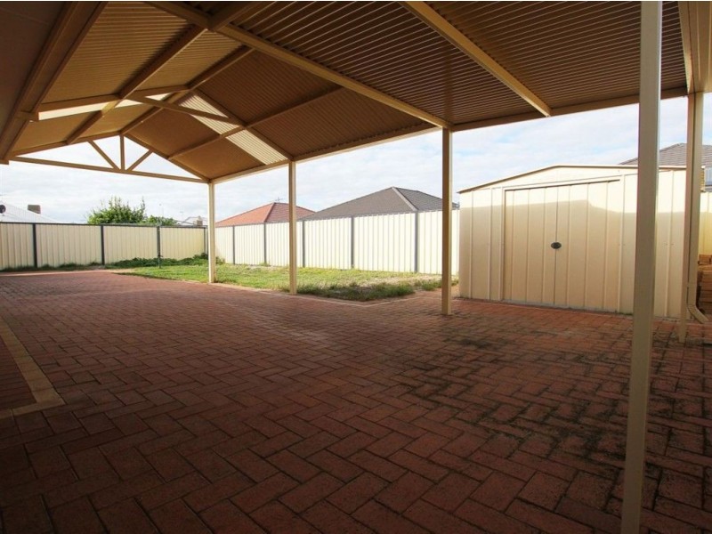 5 Abilene Link, Success WA 6164