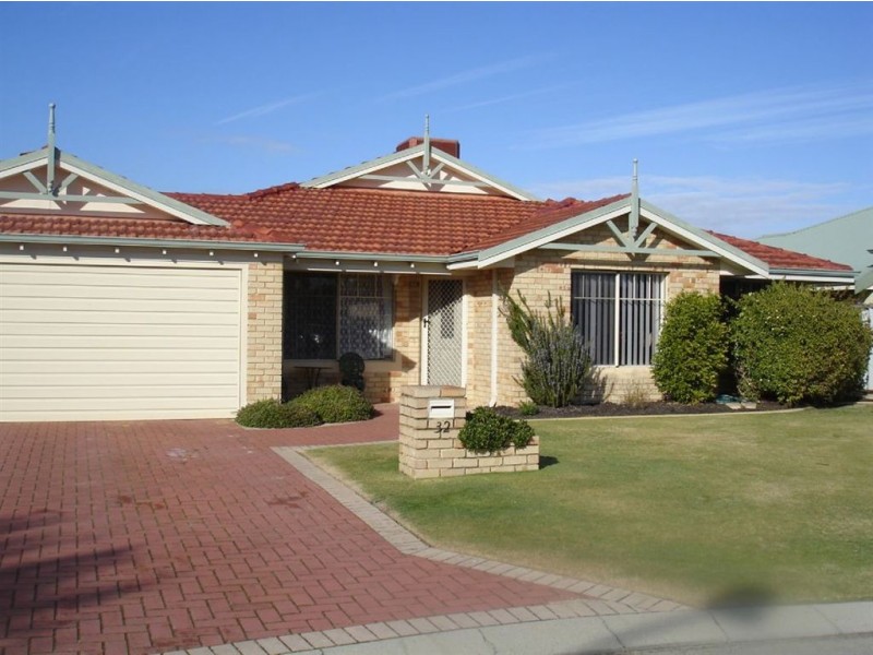 32 Woolmore Cross, Atwell WA 6164