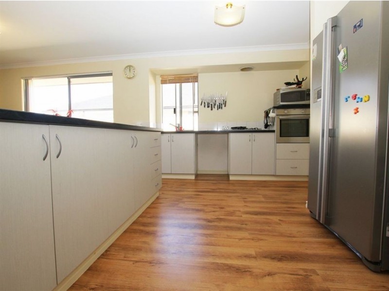 281 Lyon Road, Aubin Grove WA 6164