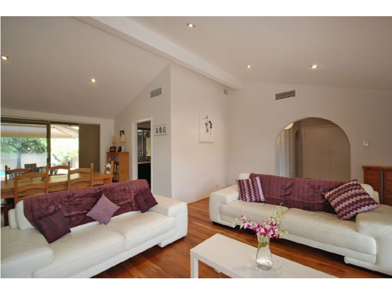 25 Darley Circle, Bull Creek WA 6149