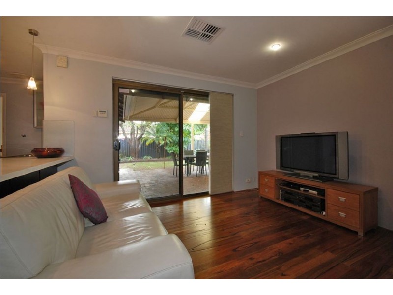 25 Darley Circle, Bull Creek WA 6149