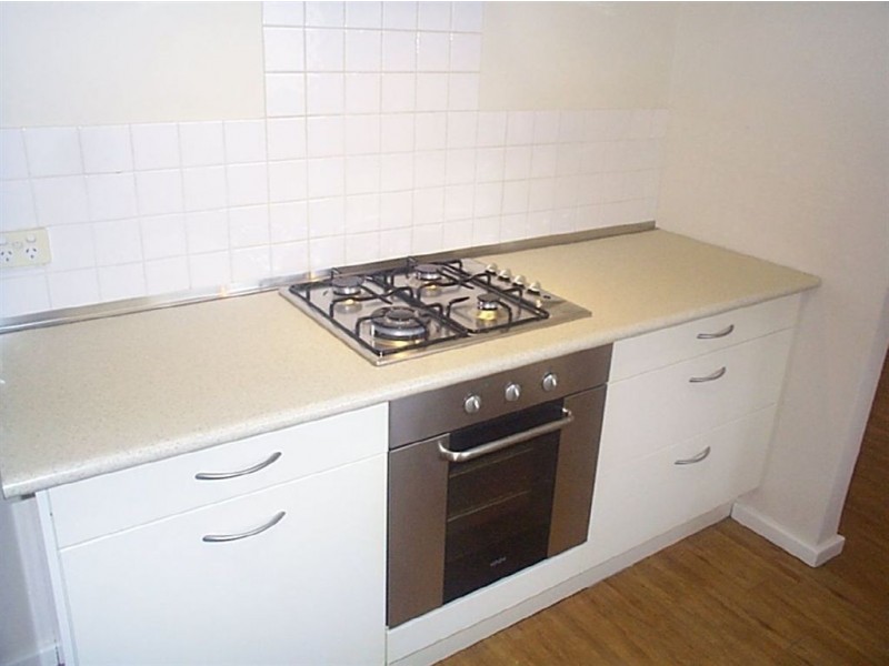 1/7 Loris Way, Kardinya WA 6163