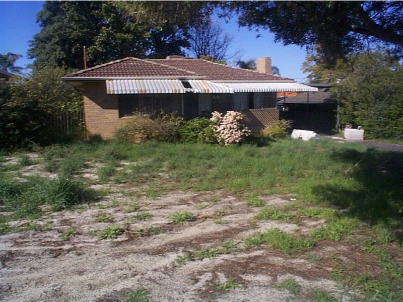 36 Andrews Road, Wilson WA 6107