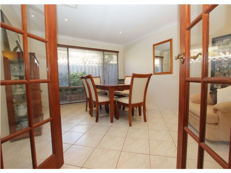 36 Derwent Crescent, Success WA 6164