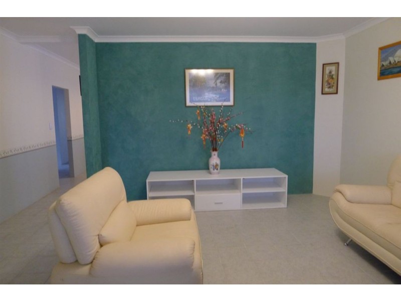 7 Spelthorne Way, Wellard WA 6170