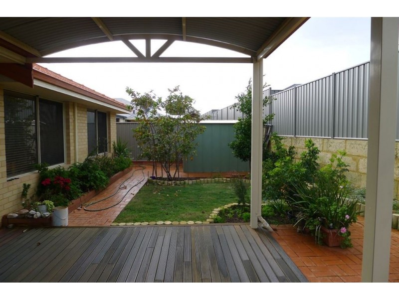 7 Spelthorne Way, Wellard WA 6170