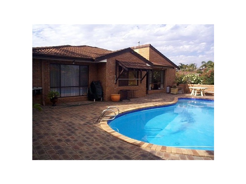 3 Minchin Place, Bull Creek WA 6149